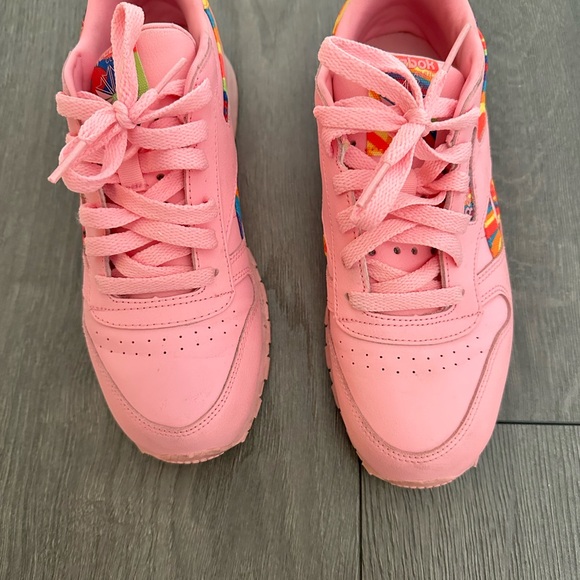 Multi color Reebok’s - Picture 2 of 2